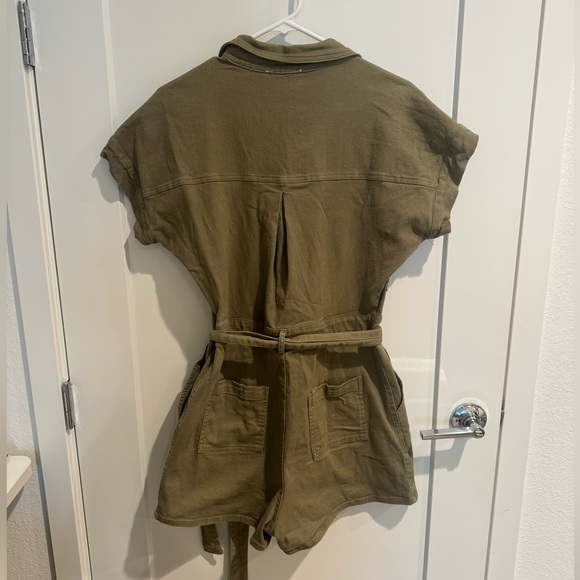 Final Touch Olive Green Romper - size S - Picture 3 of 3
